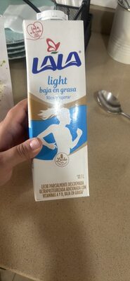 LECHE LALA LIGHT 12/1 LT.