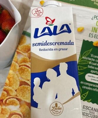 LECHE LALA SEMI 12/1 LT.